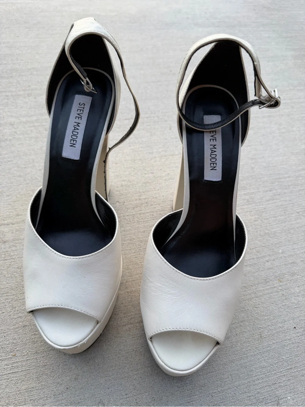 Steve Madden Ivory Platform Peep-Toe Block Heel Chunky platform